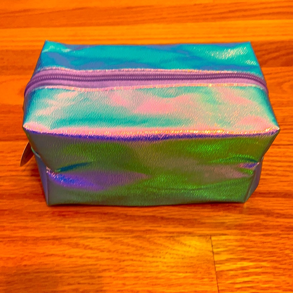 Iridescent cosmetic bag